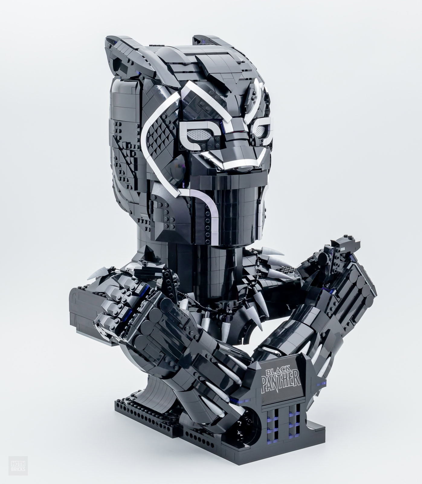 76215-lego-marvel-black-